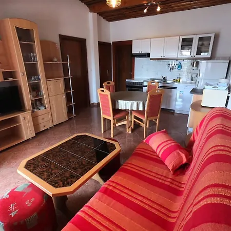 Ana Apartman Sukosan